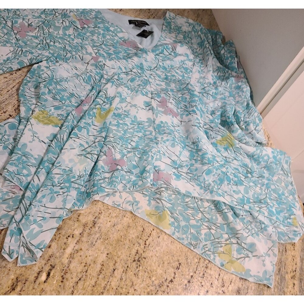 New! Lot of 2 Lane Bryant Sz 14/16 Floral Asymmetrical Hem Blouse & Smocked Tank - Picture 13 of 16